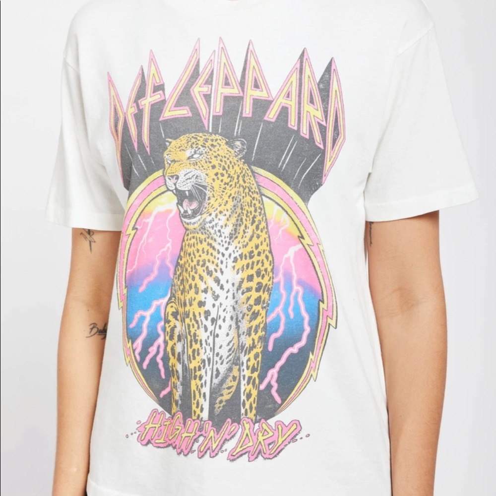 Daydreamer Def Leppard Tee- Small